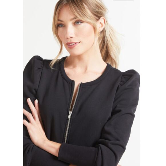 CHASER x EVEREVE NWT Puff Sleeve Zipper Front Jumpsuit in Black // XS - Picture 2 of 15